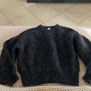 Ballon puff sleeve sweater black/grey color